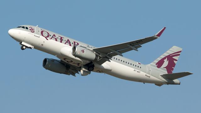 A7-AHT:Airbus A320-200:Qatar Airways